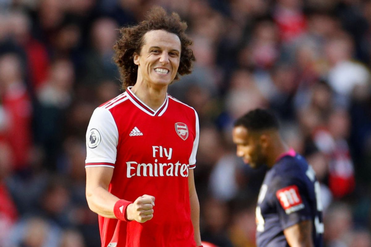 David Luiz merasa jadi penyebab kekalahan Arsenal dari City