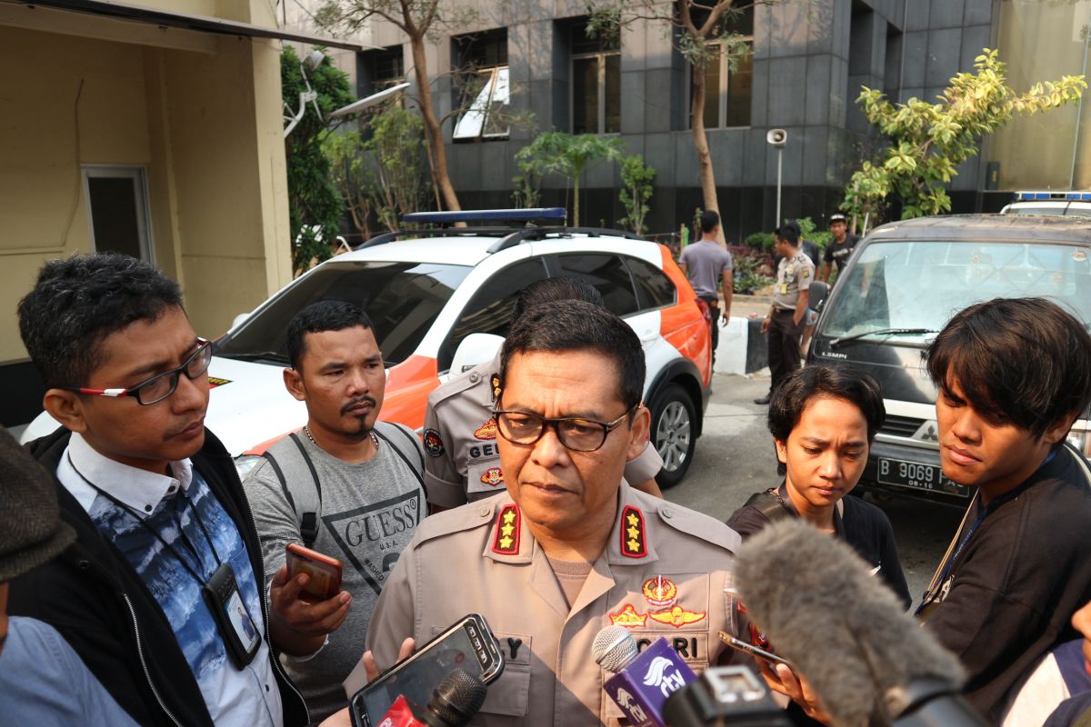 Dalami kasus penganiayaan Ninoy Karundeng, polisi periksa Sekjen PA 212