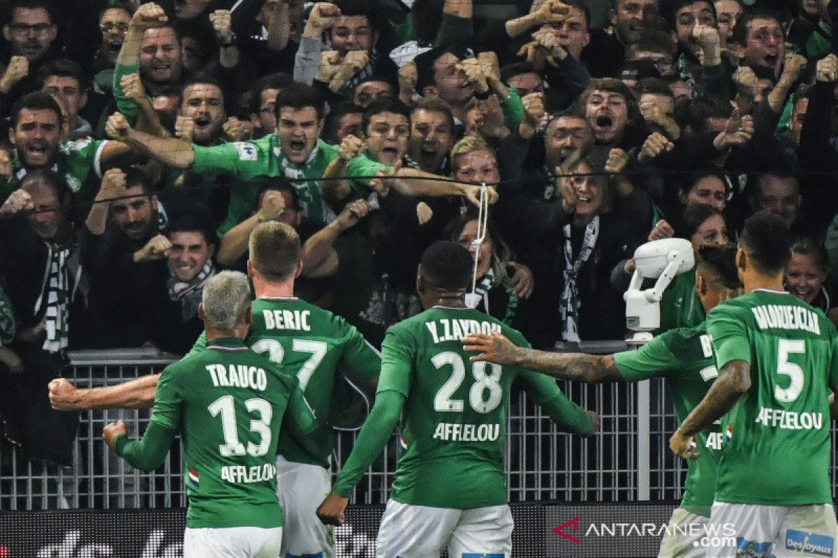 Kalah dari Saint-Etienne, Lyon makin terpuruk