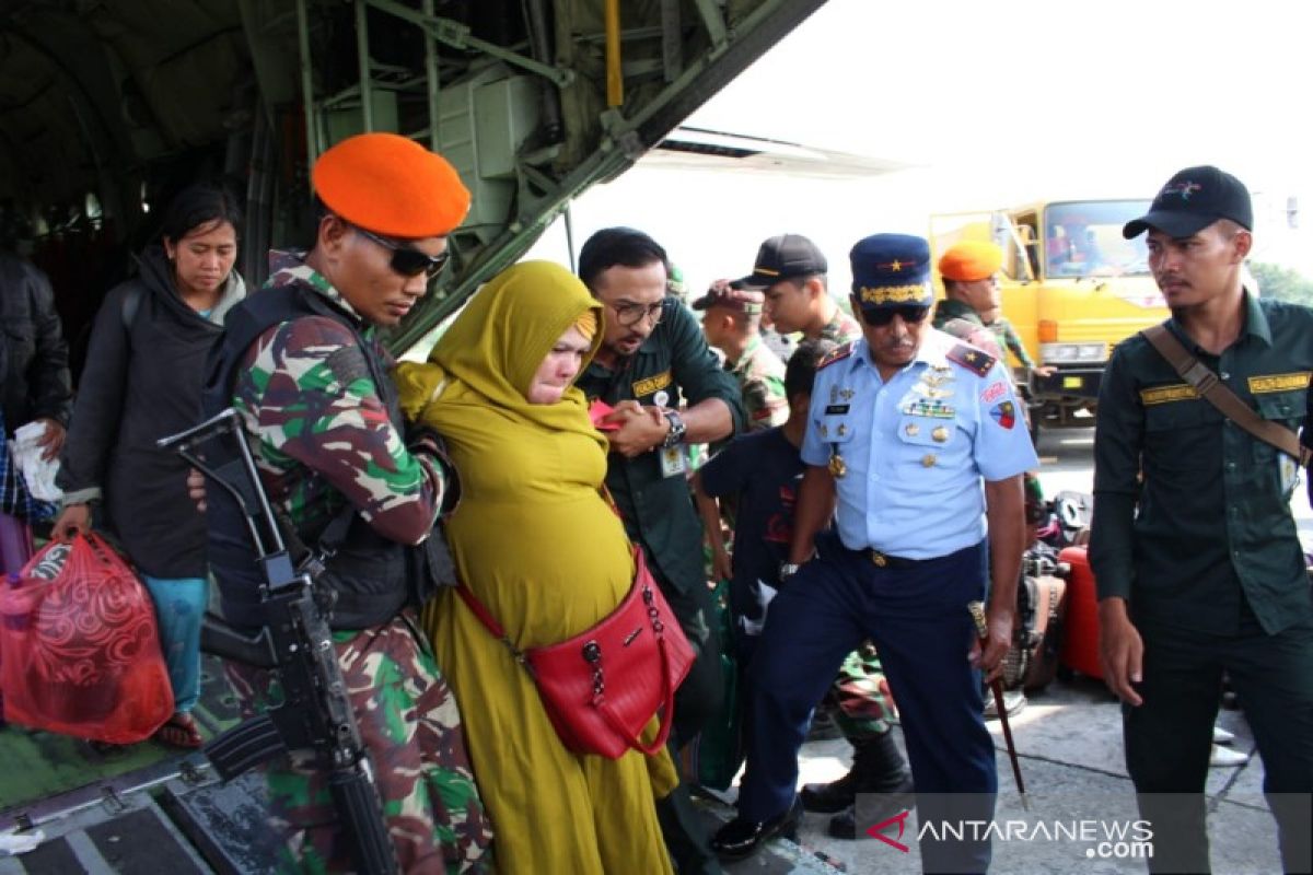 Pengungsi Wamena yang diangkut hercules mencapai 11.410 orang