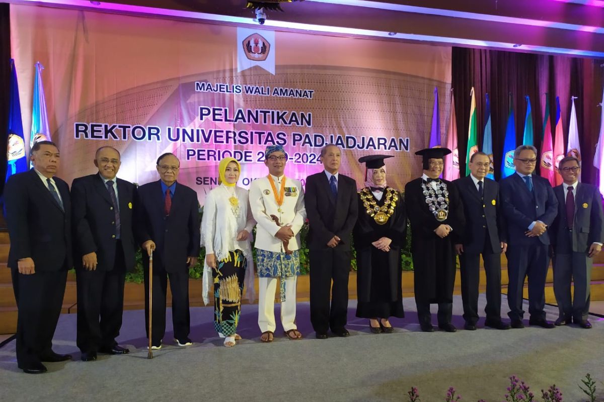 Rina Indiastuti dilantik jadi Rektor Unpad 2019-2024