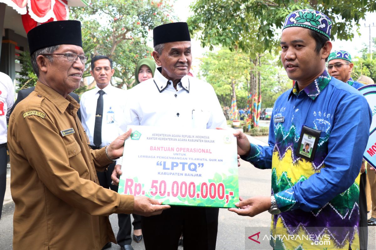 Bupati Banjar lepas 100 Kafilah MTQ