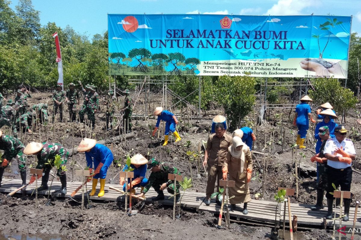 Warga Sorong diajak jaga hutan mangrove