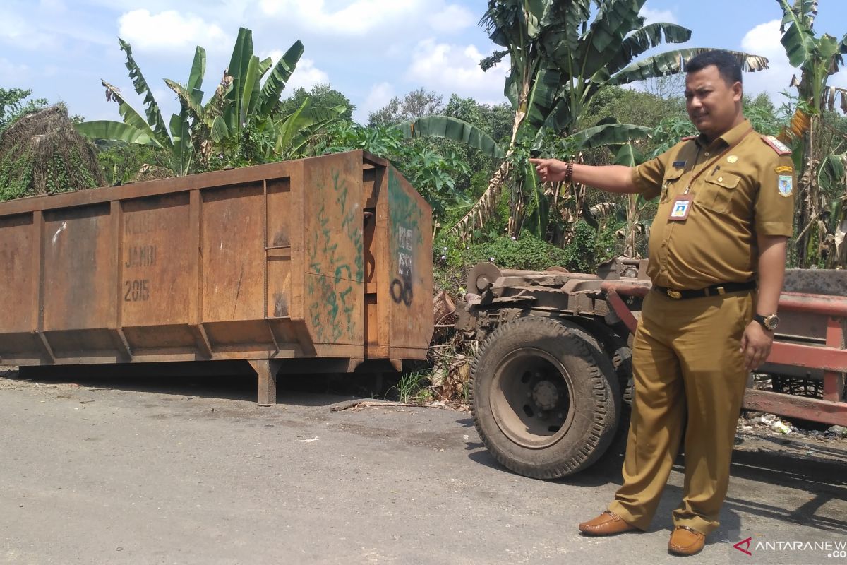 Jambi akan pasang perangkat GPS di kendaraan pengangkut sampah