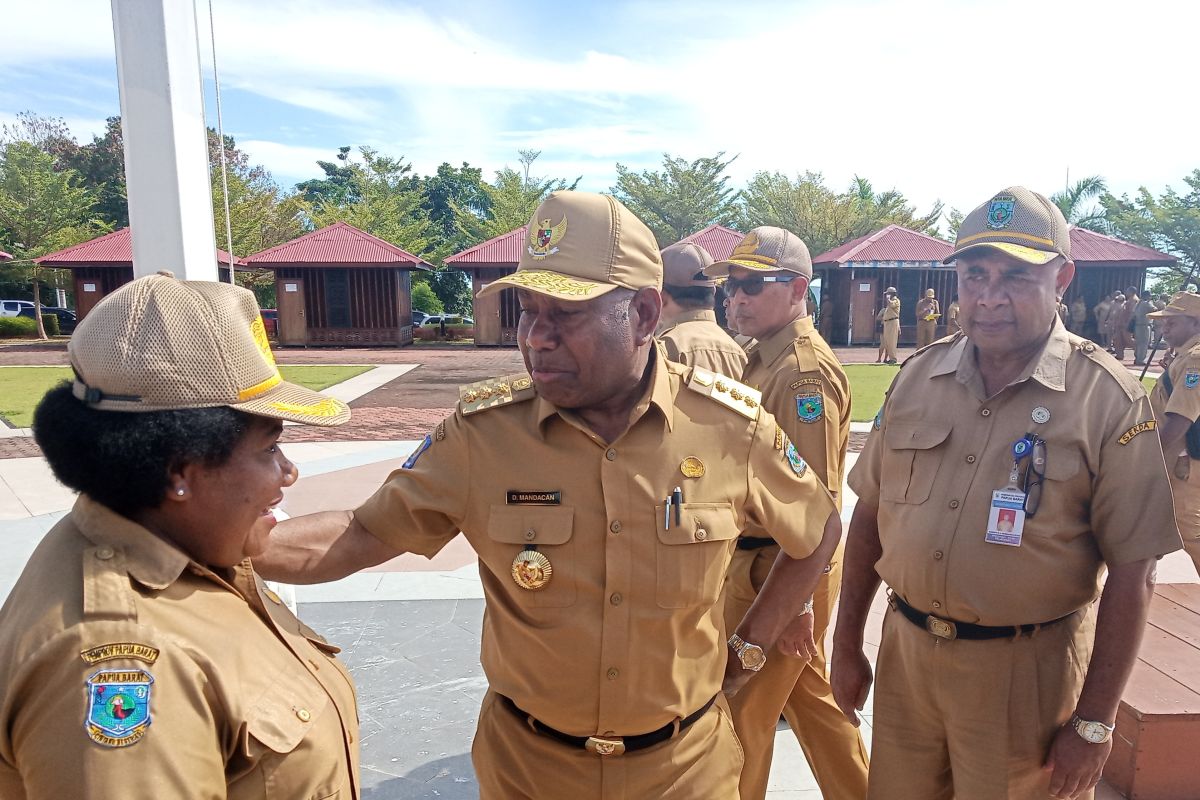 Gubernur Mandacan ingin aset Papua Barat dikelola secara tertib