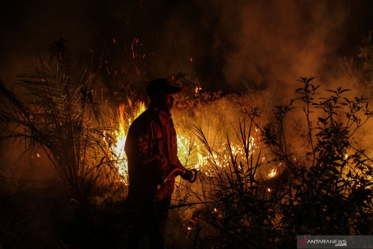 Titik panas di Sumatera melonjak jadi 543