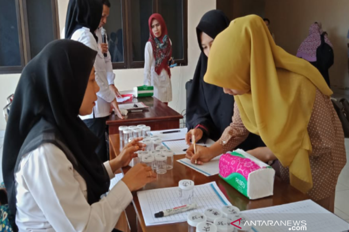 BNN Sulawesi Tenggara tes urine 302 calon wisudawan FTIK IAIN Kendari