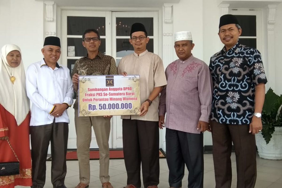 Anggota DPRD dari PKS se-Sumatera Barat bantu perantau korban Wamena