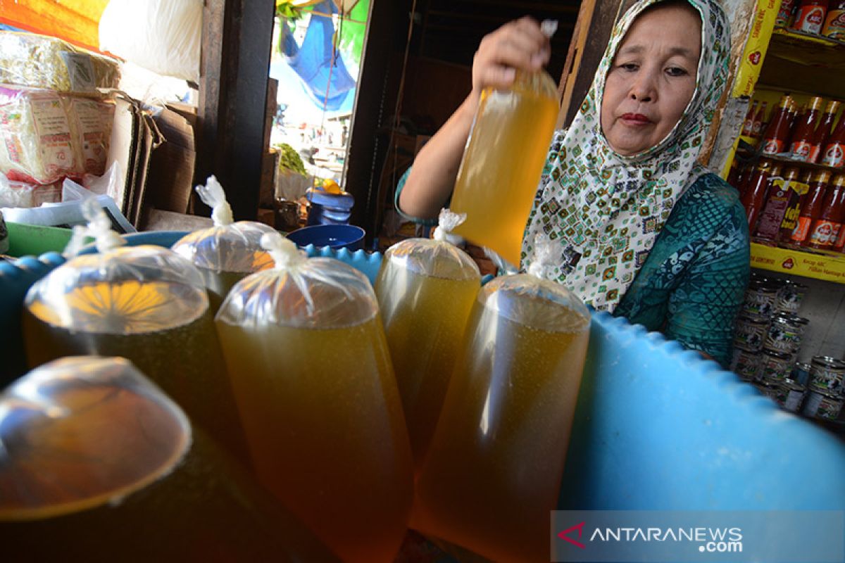 Dinas Pangan Sulteng selenggarakan bazar murah hadapi Natal dan Tahun Baru