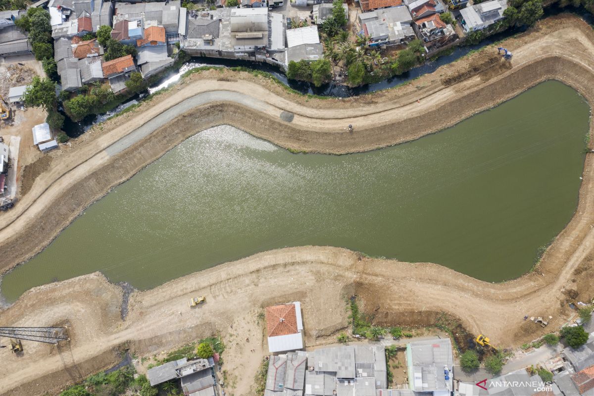 Naturalisasi bantaran sungai Jakarta untuk ruang terbuka hijau