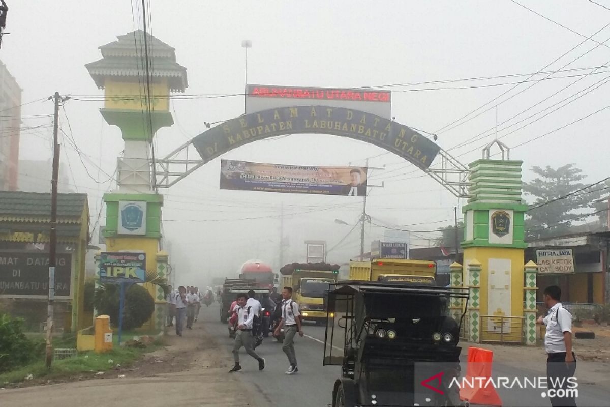 Selasa pagi, kabut tebal selimuti Labura-Asahan