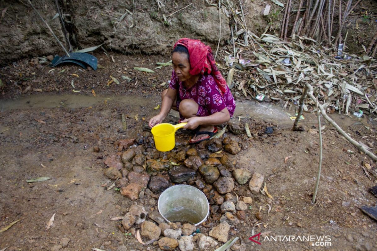 Akibat kemarau 22 desa di Karawang dilanda krisis air bersih