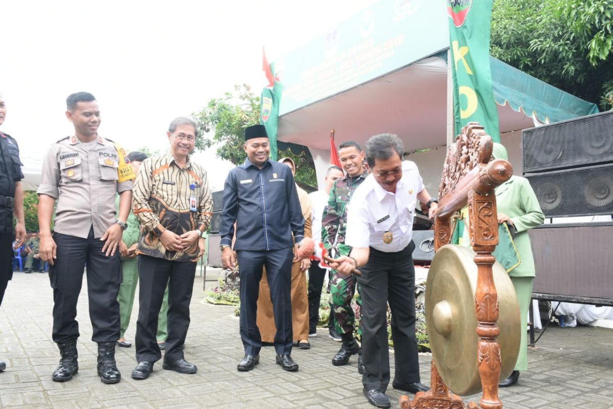 Wakil wali kota buka pencanangan Bhakti Sosial TNI-KKBPK-Kesehatan