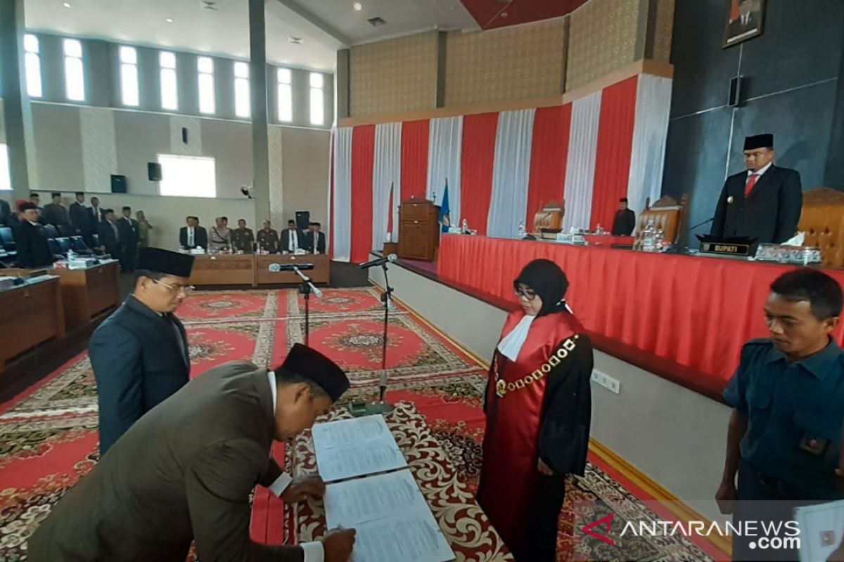 Wakil Ketua DPRD Dharmasraya berharap PDIP segera menyusul