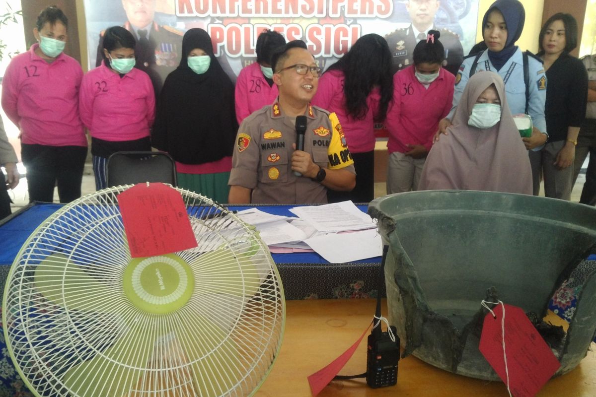 Polisi tetapkan 10 Wabin tersangka pembakar Lapas Perempuan Palu