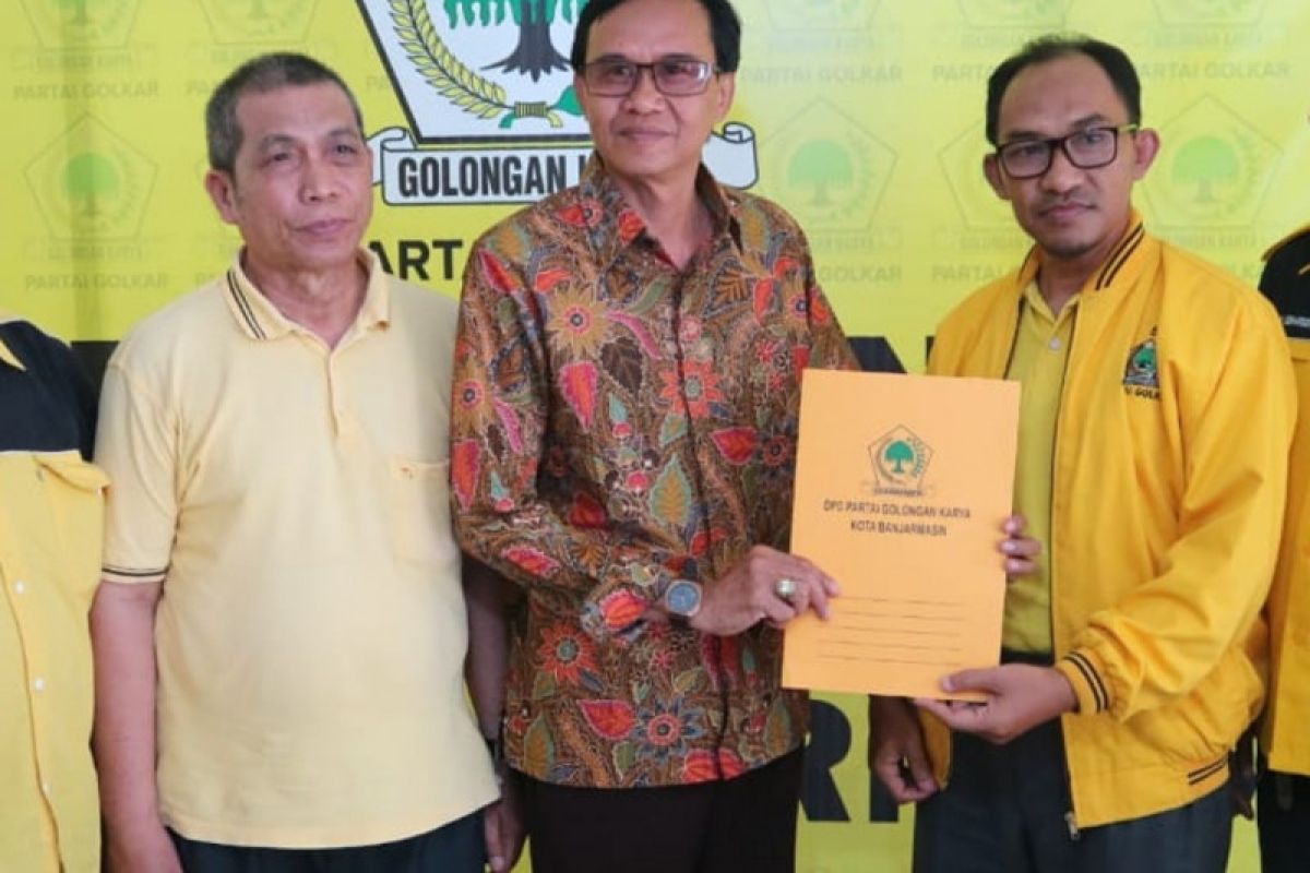 Empat orang calon kepala daerah terdaftar di Golkar Banjarmasin