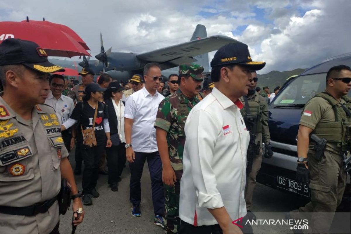 Menko Polhukam dan rombongan tinjau kondisi Wamena