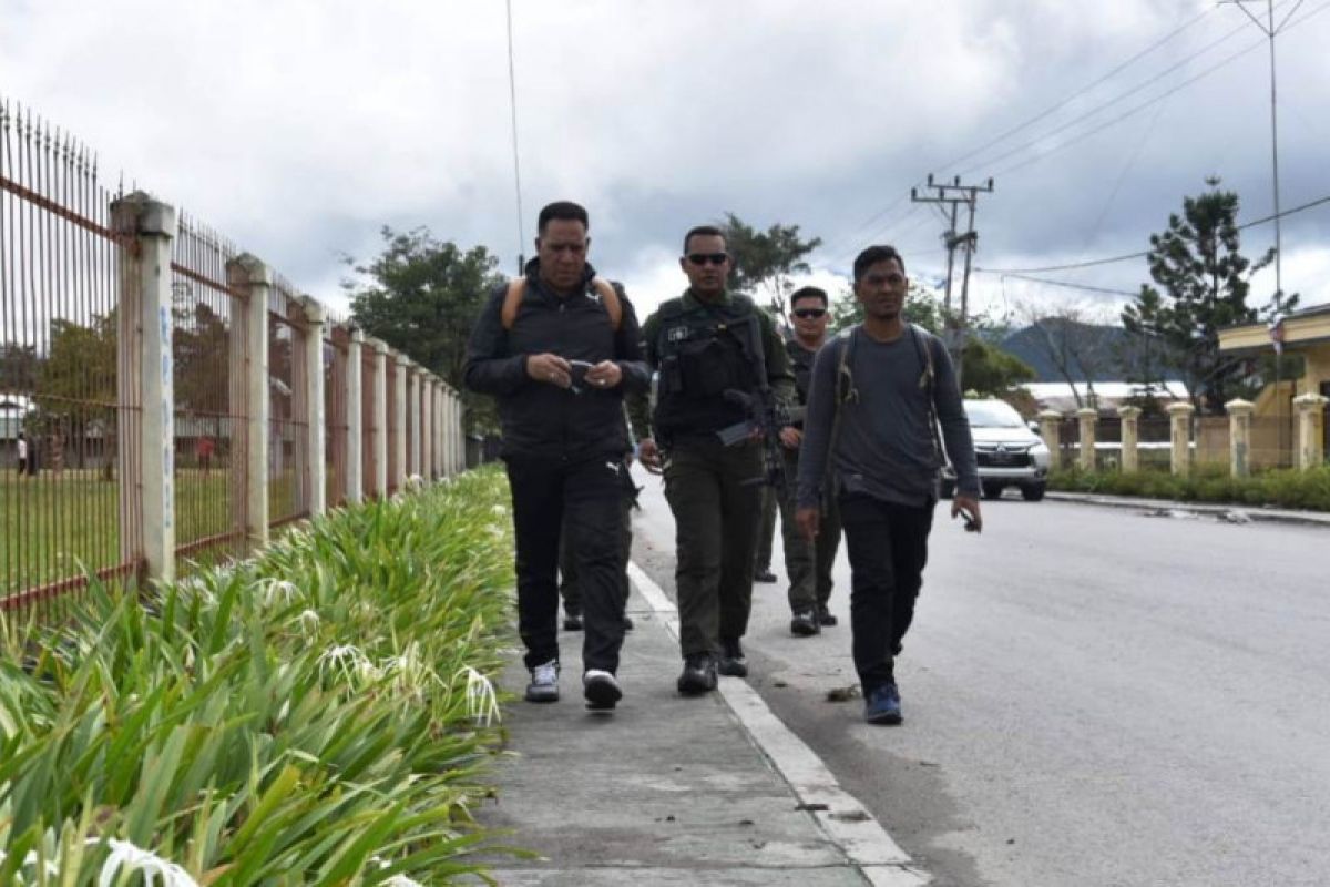 Kapolda Papua olahraga pagi di Wamena