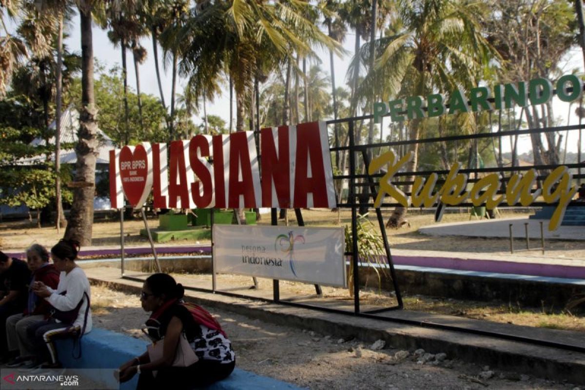 NTT jadikan Pantai Lasiana pusat kuliner dan budaya