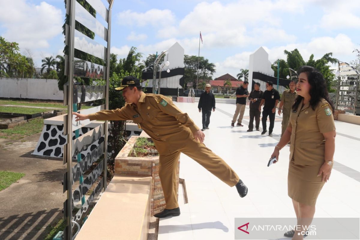 Taman makam pahlawan  Dharma Patria Jaya dijadikan tempat rekreasi