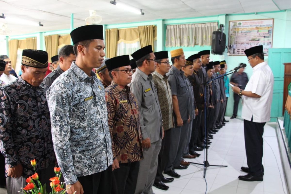 Bupati kukuhkan 70 pengurus PPAIW kecamatan se-Kabupaten Solok