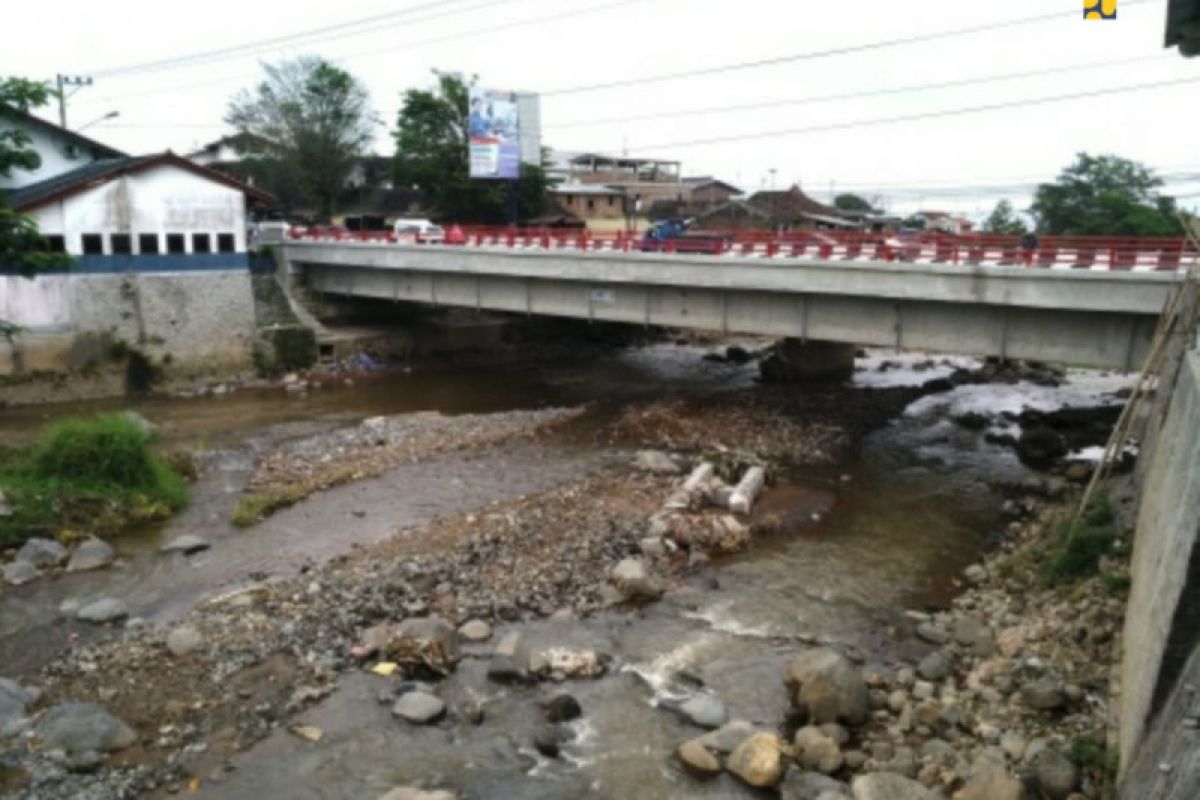 Pemerintah selesaikan pembangunan tiga jembatan di Jateng