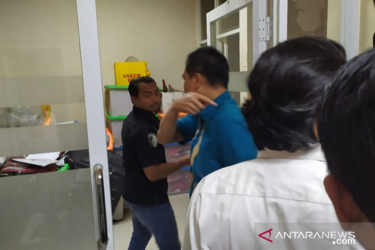 Munarman penuhi panggilan polisi terkait kasus Ninoy Karundeng