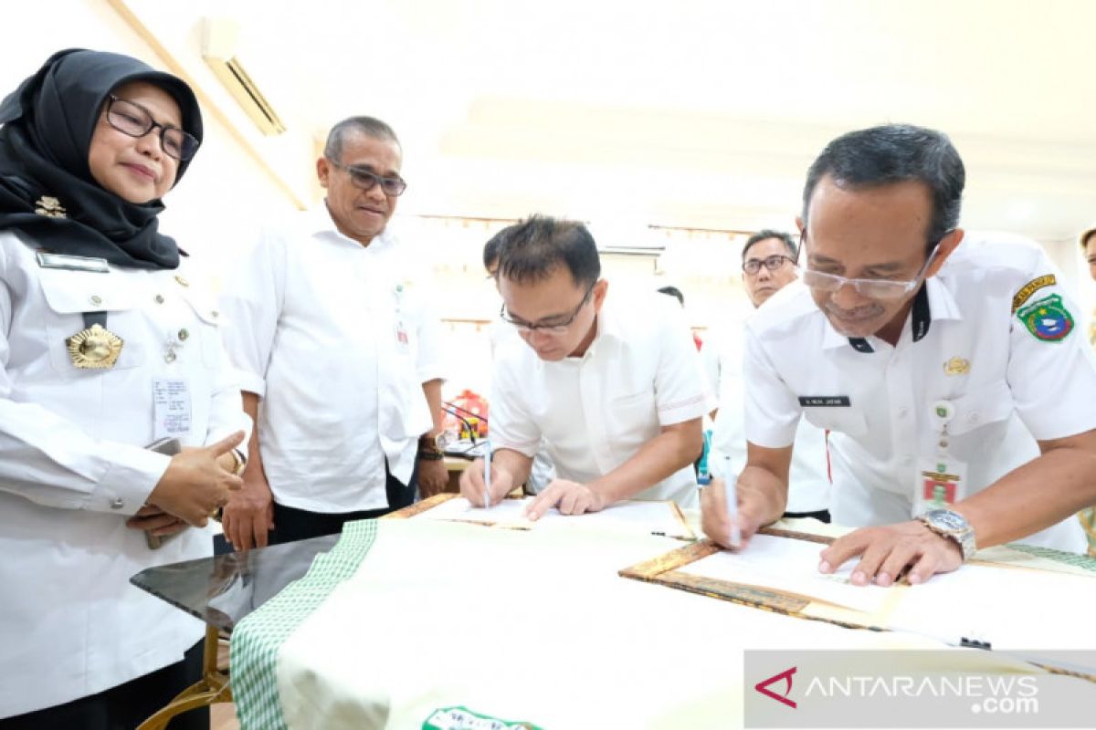 PLN tambah pasokan listrik PLTS di Kabupaten Pangkep