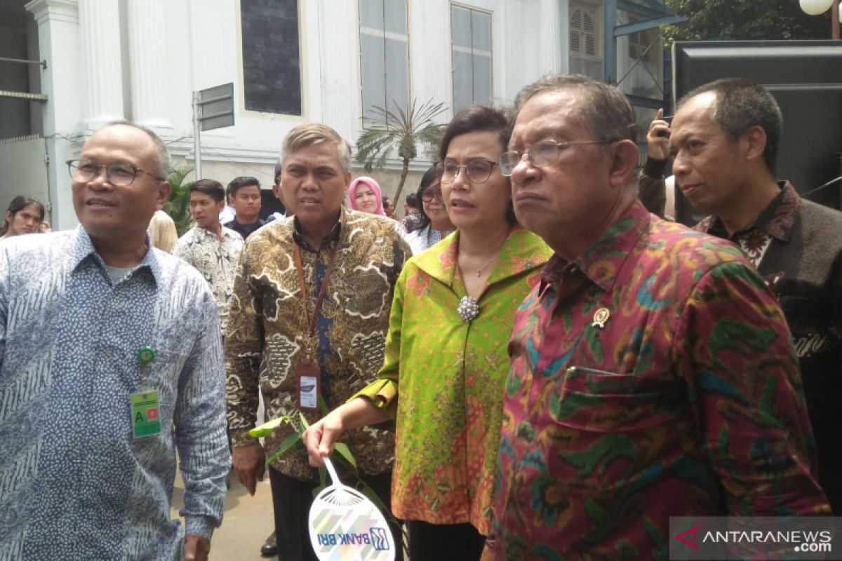 Menko Darmin belum tanggapi penurunan indeks daya saing Indonesia