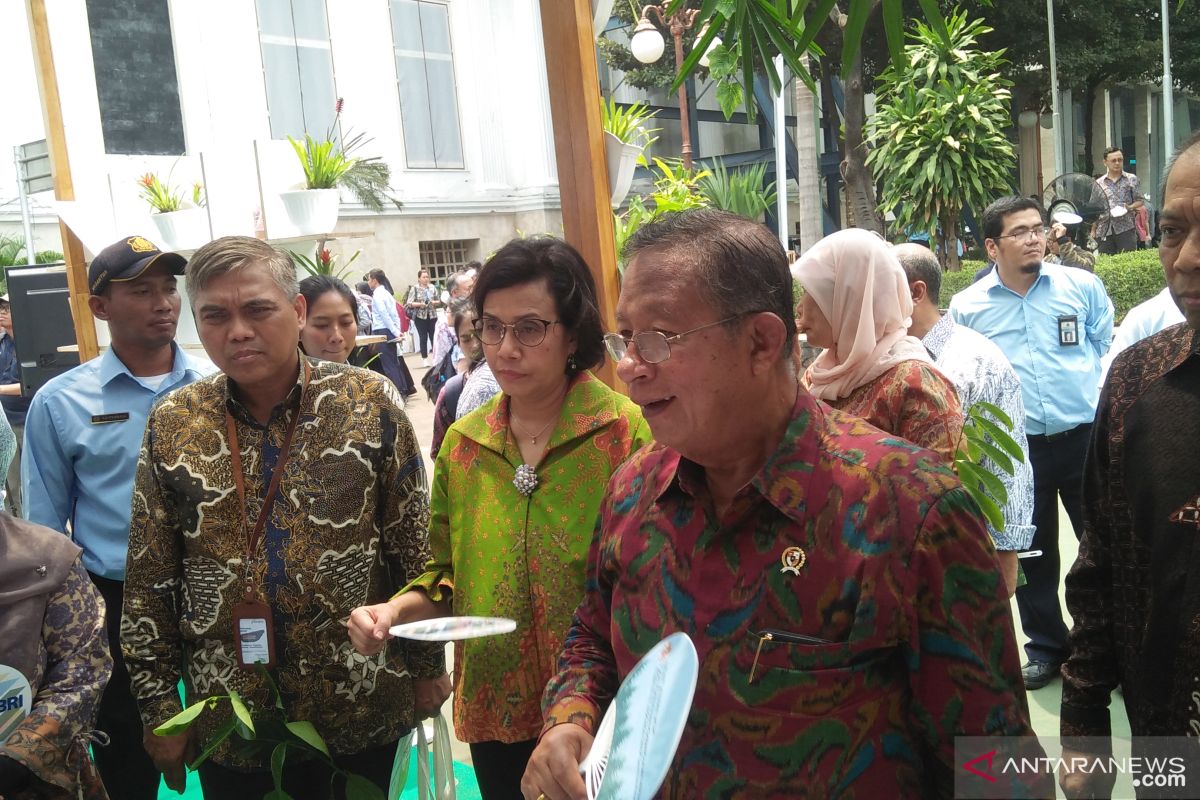 Ban on sale of bulk cooking oil revoked, Darmin Nasution