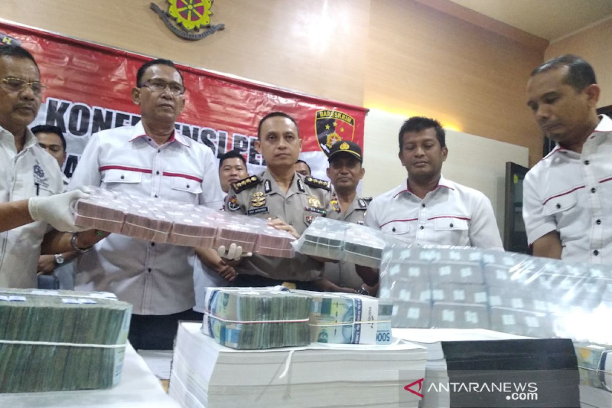 Mantan Kadis di Bener Meriah jadi tersangka korupsi  Rp16,5 miliar