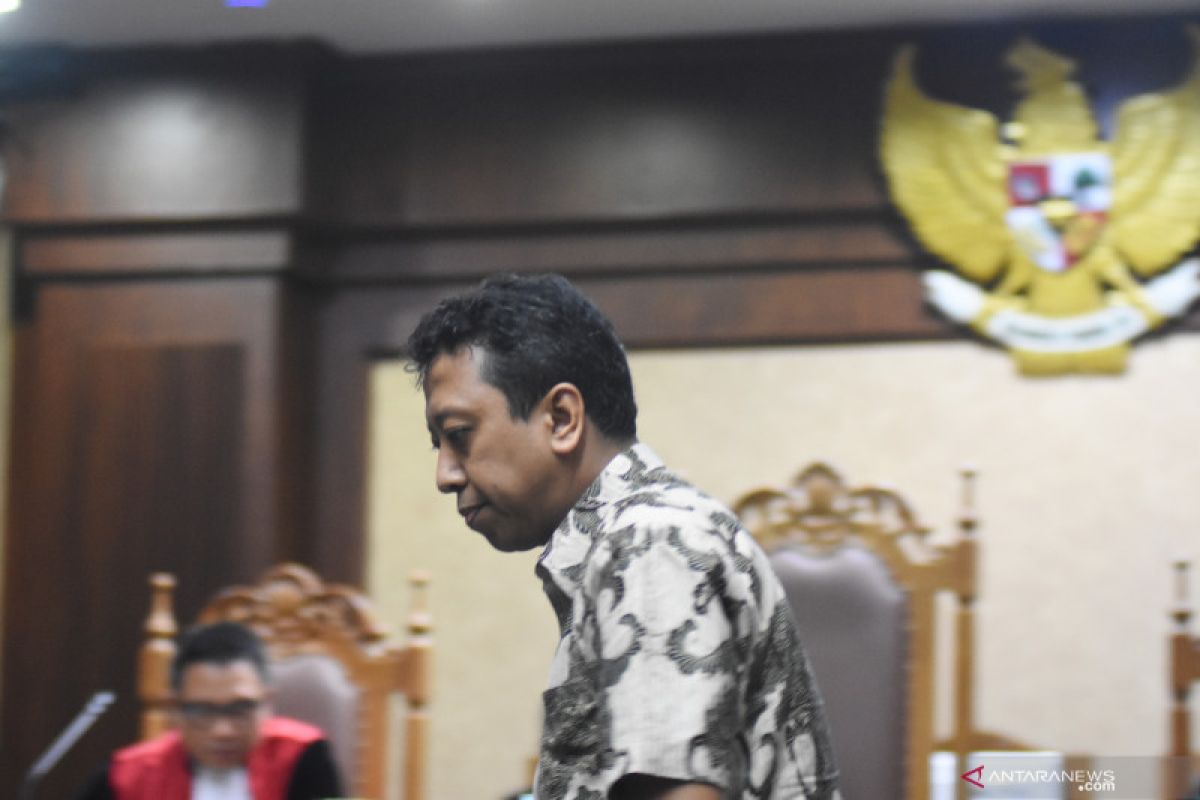 Hakim tolak nota keberatan Rommy