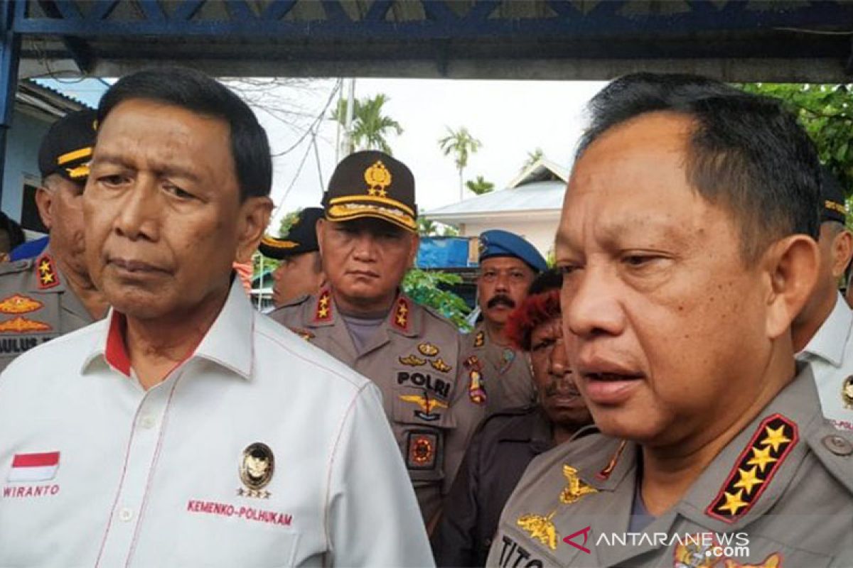 Menko Polhukam ditusuk orang saat kunjungan di Menes Pandeglang