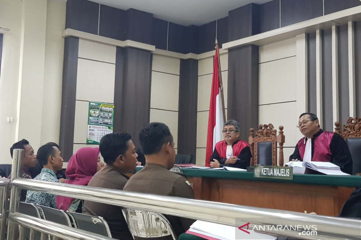 Berkas tilang dan uang puluhan juta ditemukan berserakan di rumah pegawai Kejari Rembang