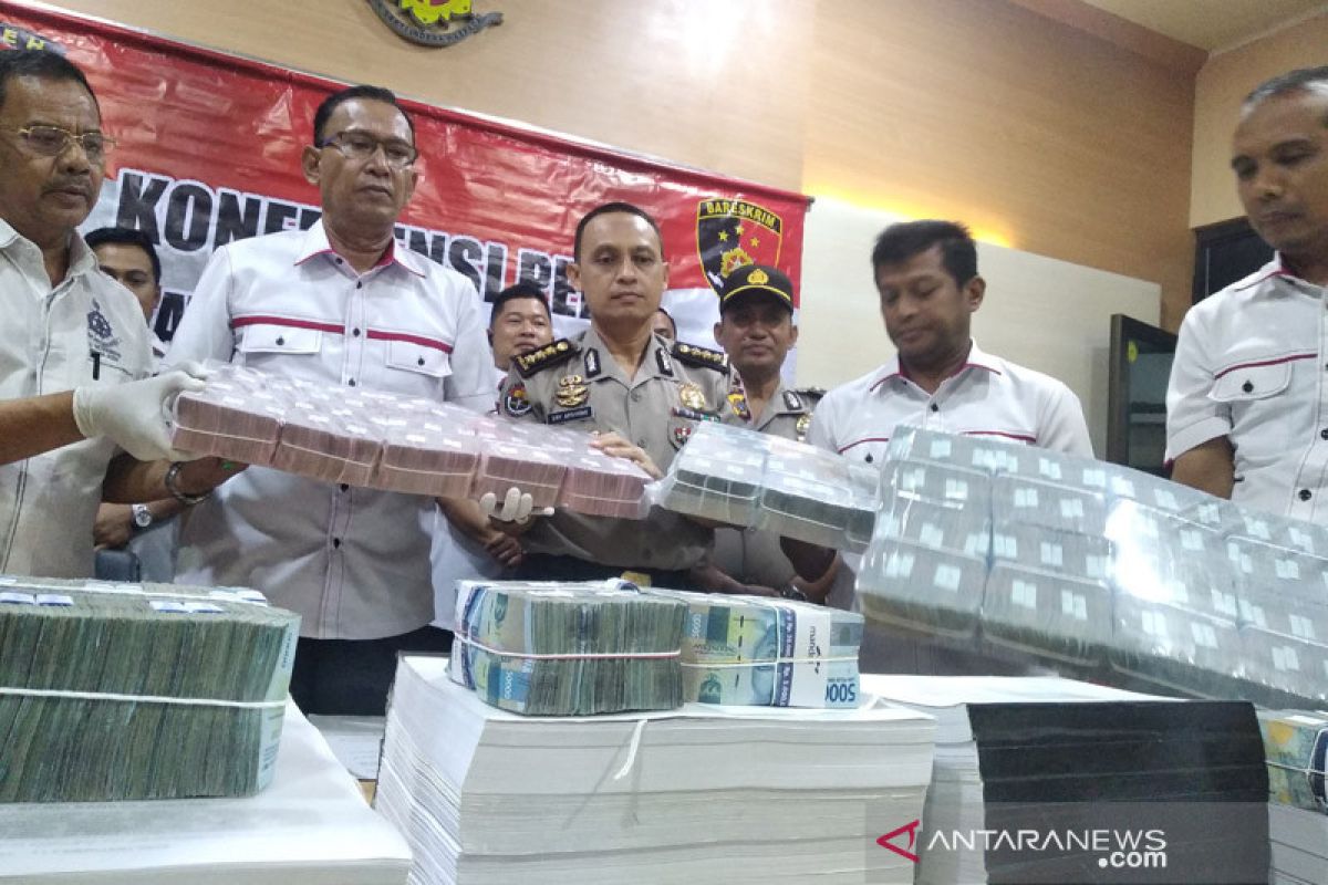 Mantan kadis di Bener Meriah jadi tersangka korupsi Rp16,5 miliar