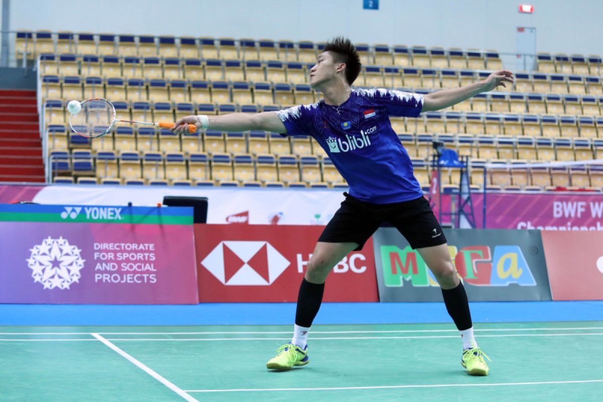 Yonathan dihentikan unggulan pertama pada semi final