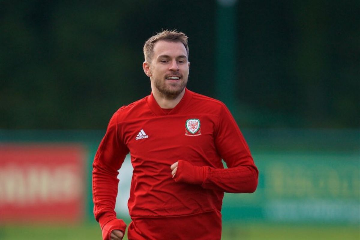 Akibat ketegangan otot, Aaron Ramsey absen hadapi Slovakia, mungkin main lawan Kroasia