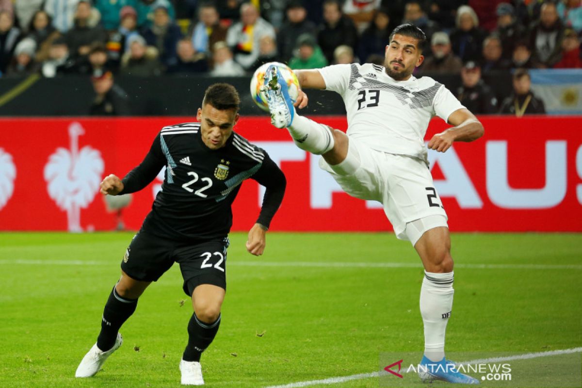 Jerman vs Argentina bermain 2-2