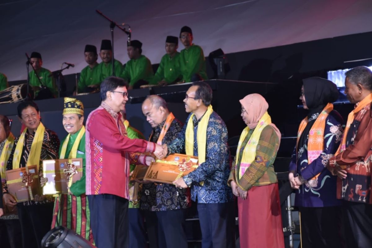 Tari sining dan gutel jadi warisan budaya tak  benda