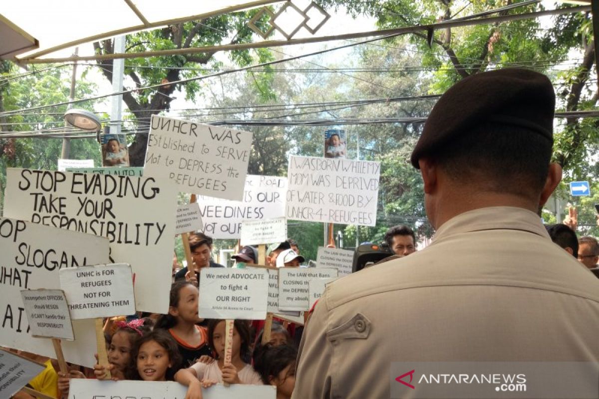 Pengungsi Kalideres kembali berdemo di depan UNHCR