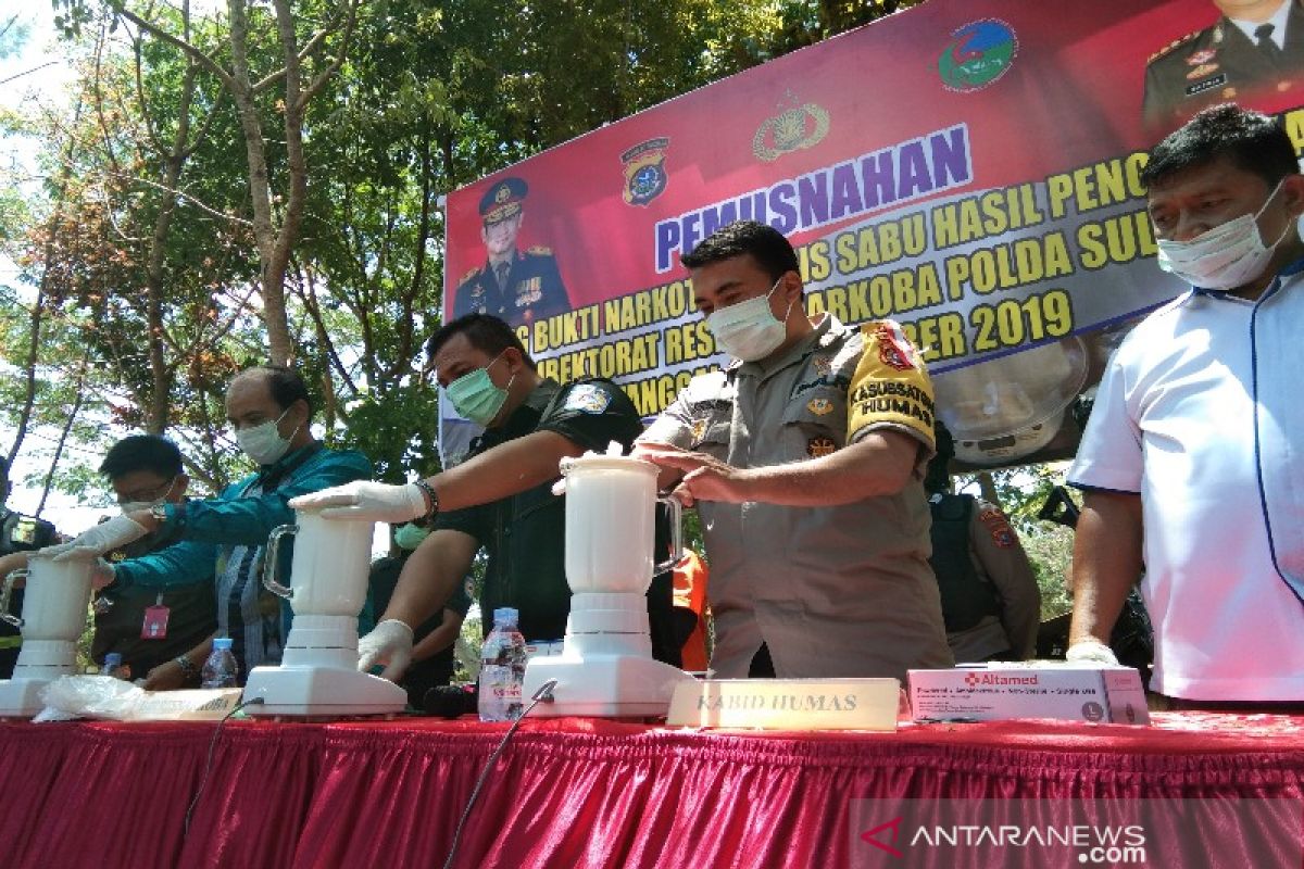 Polda Sulawesi Tenggara musnahkan barang bukti 1,13 kg sabu-sabu