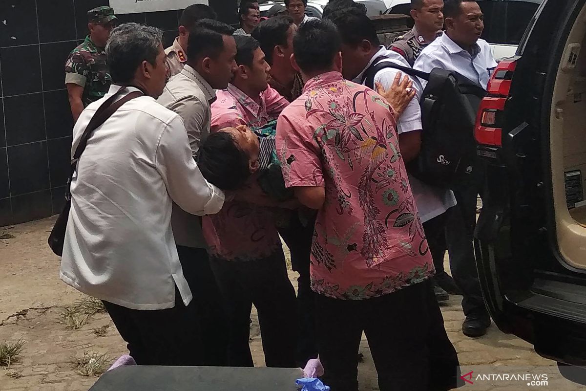 Kasus penusukan Wiranto dinilai lukai demokrasi di Indonesia