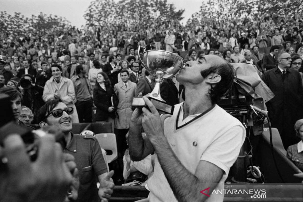 Juara tertua Roland Garros di era modern, Andres meninggal