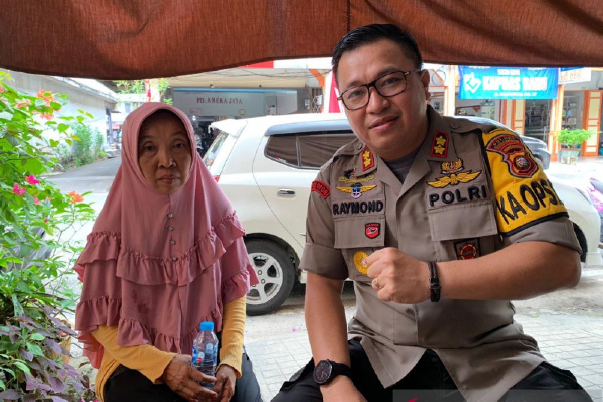 Tak pernah digaji selama bekerja di Malaysia,  TKW ini ditelantarkan majikannya di Singkawang karena sakit