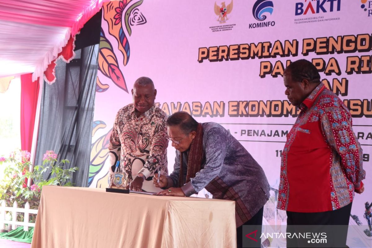 Minister inaugurates Special Economic Zone in Sorong