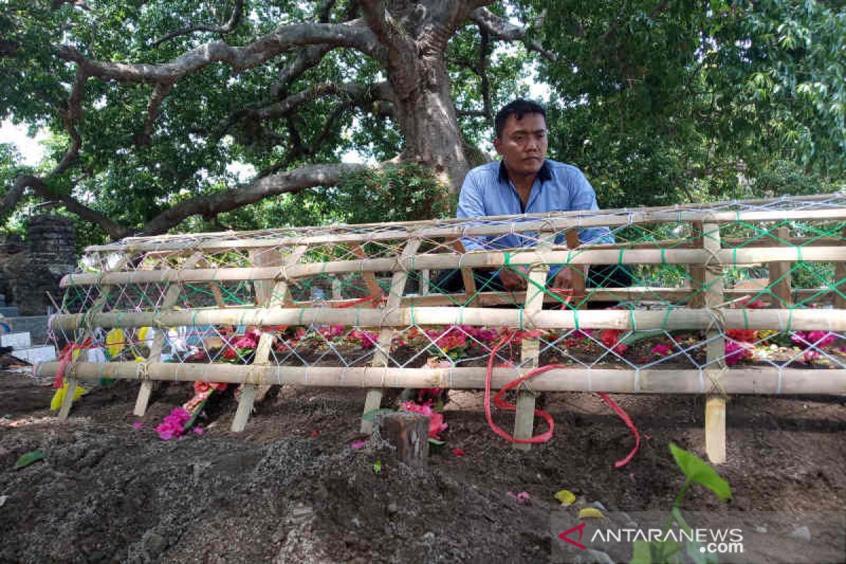 Korban jembatan runtuh Taiwan asal Cirebon dimakamkan