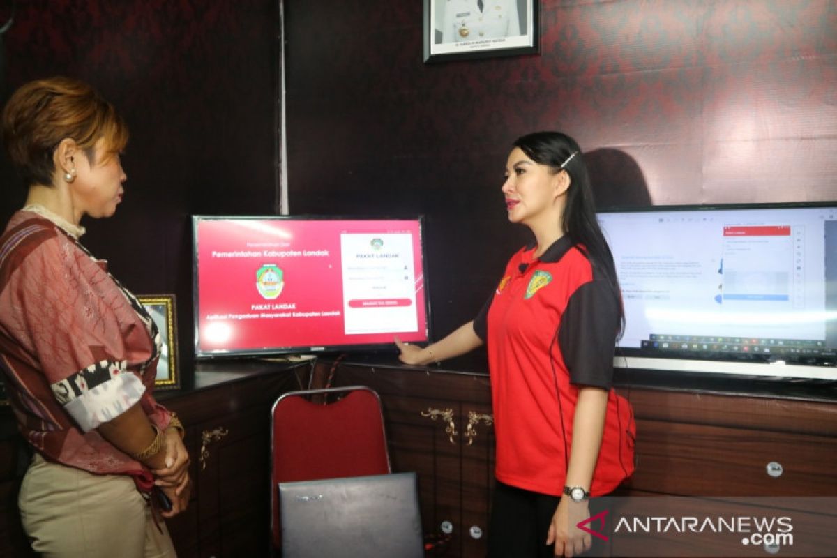 Bupati Landak Karolin minta operator Dapodik utamakan keakuratan data