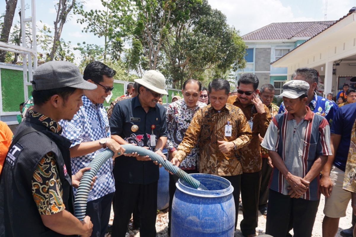 Blora kekeringan, ACT Jateng dan BI guyur 192.000 liter air bersih