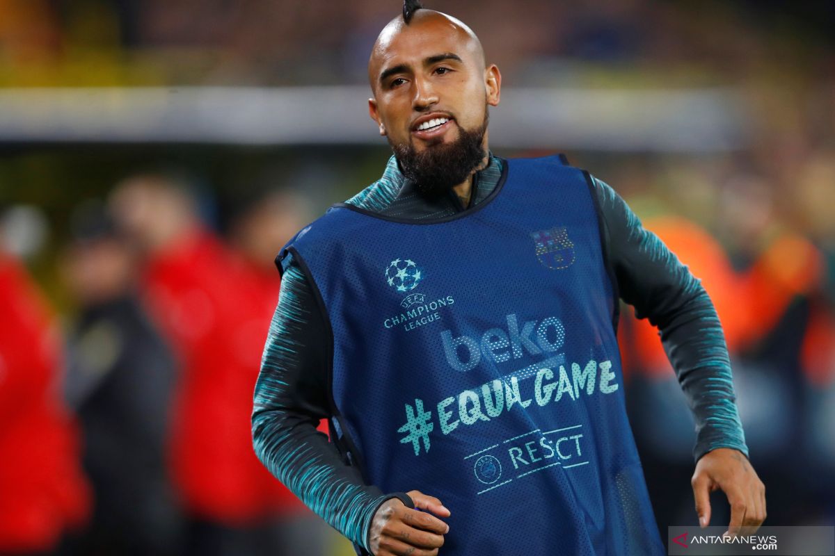 Arturo Vidal belum berpikir tinggalkan Barcelona