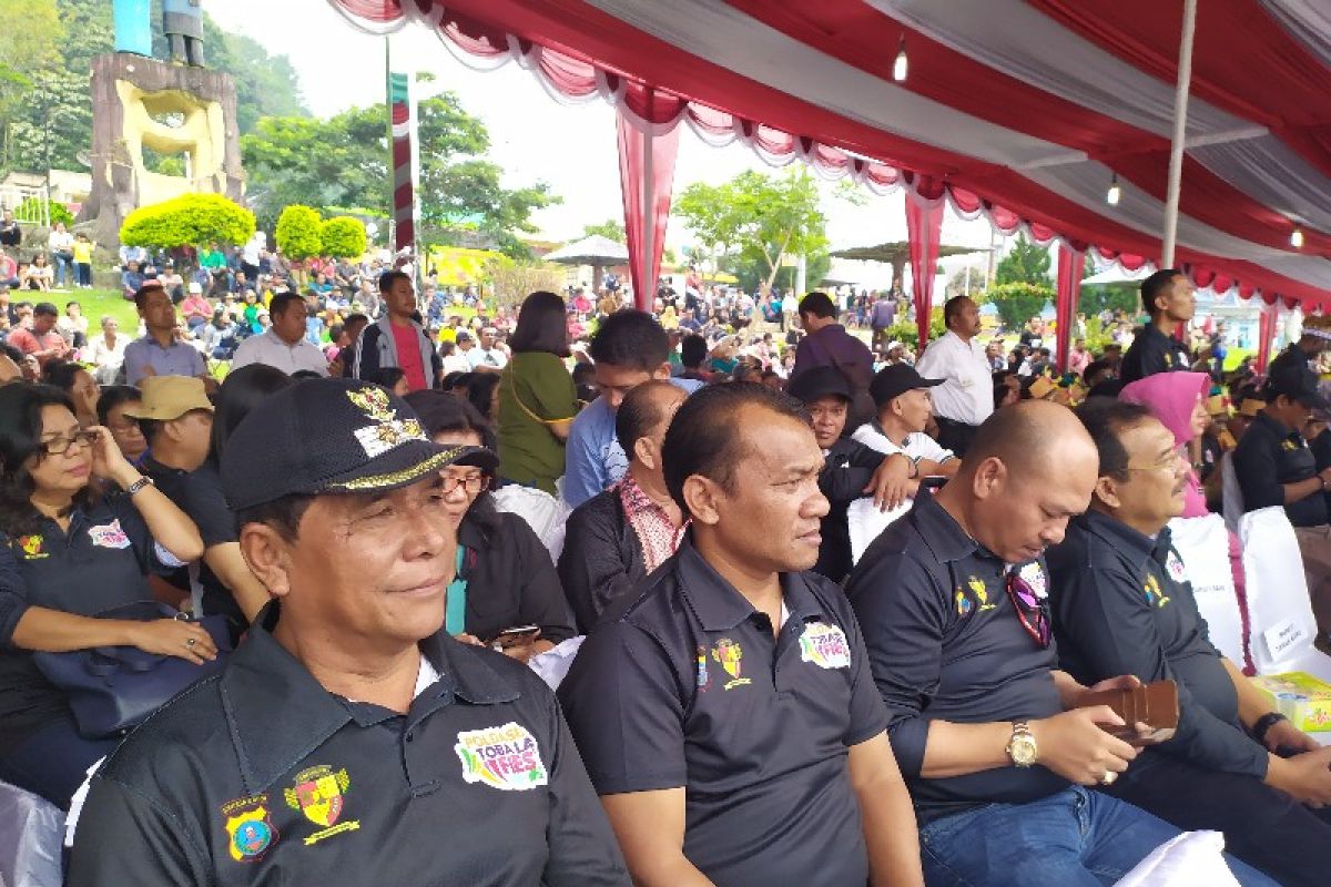 Wakil Bupati Samosir di PTLF Parapat